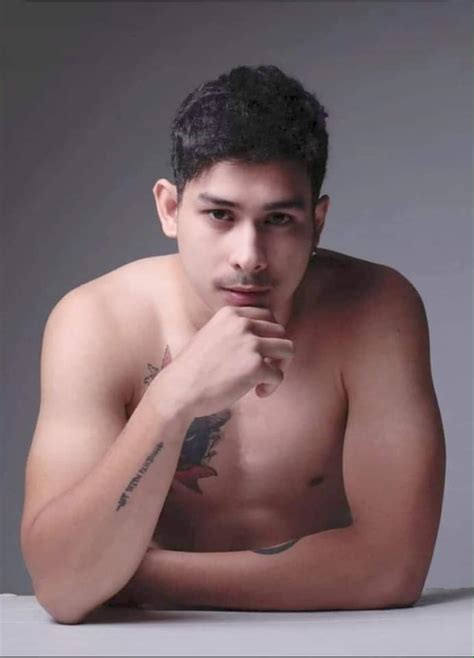 paolo gumabao scandal|'An actor is born!': Paolo Gumabao cited by 'Lockdown' director .